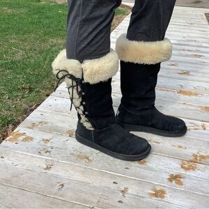 Ugg black suede lace-up shearling lined boots, size 9